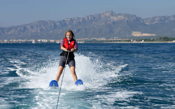 ski-nautique-mandelieu-watersports-jeune